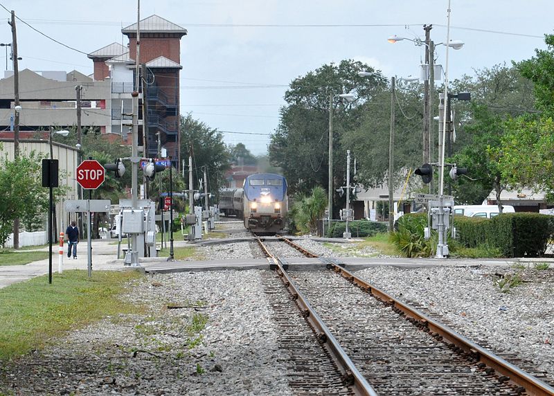 Creative Commons (CC-2.0) via Wikimedia Commons / Walter -- https://commons.wikimedia.org/wiki/File:Ybor_City_Train_2012.jpg